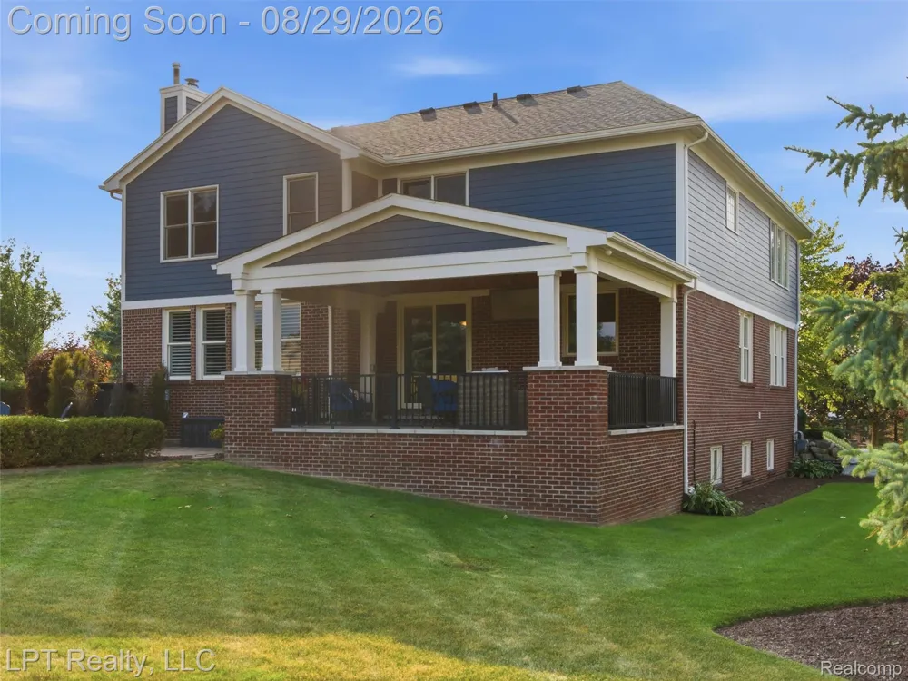 23770 Spy Glass Hill Lyon Charter Township, MI 48178
