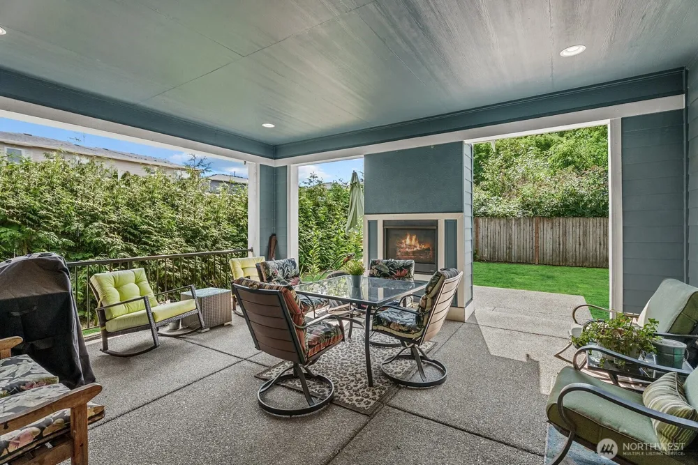 35703 20th Avenue SW Federal Way, WA 98023