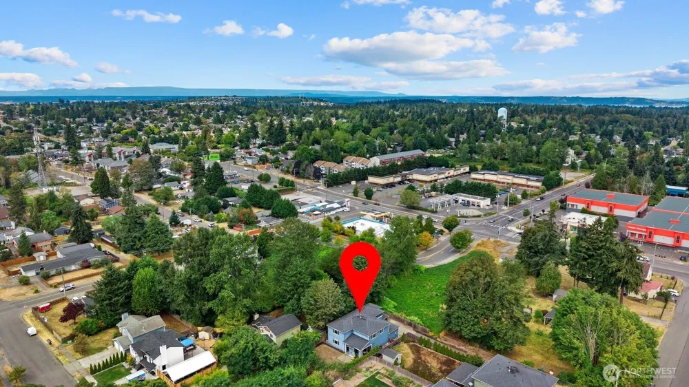 35703 20th Avenue SW Federal Way, WA 98023