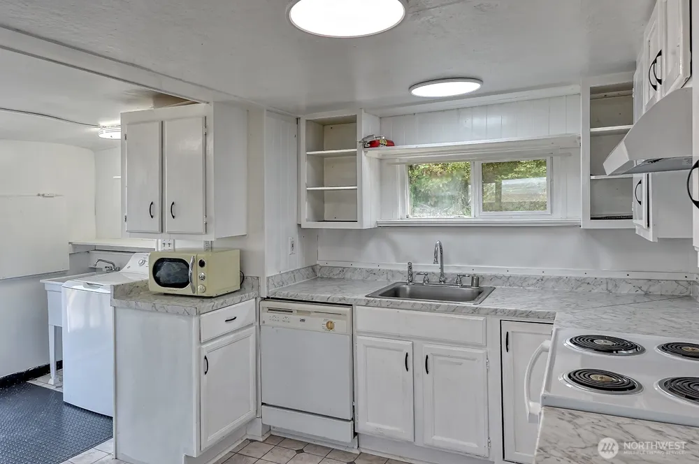 18930 98th Avenue NW Stanwood, WA 98292