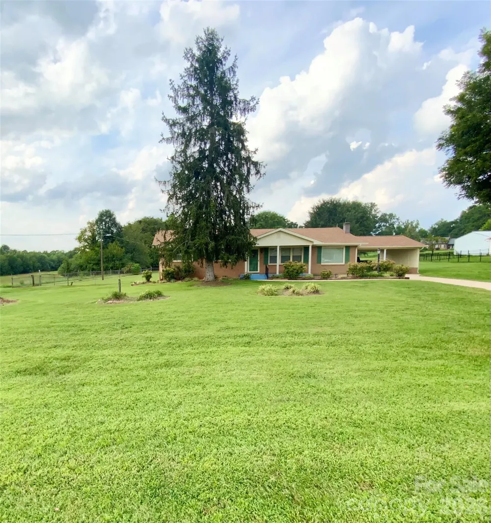 1749 Oak Grove Church Road Ellenboro, NC 28040