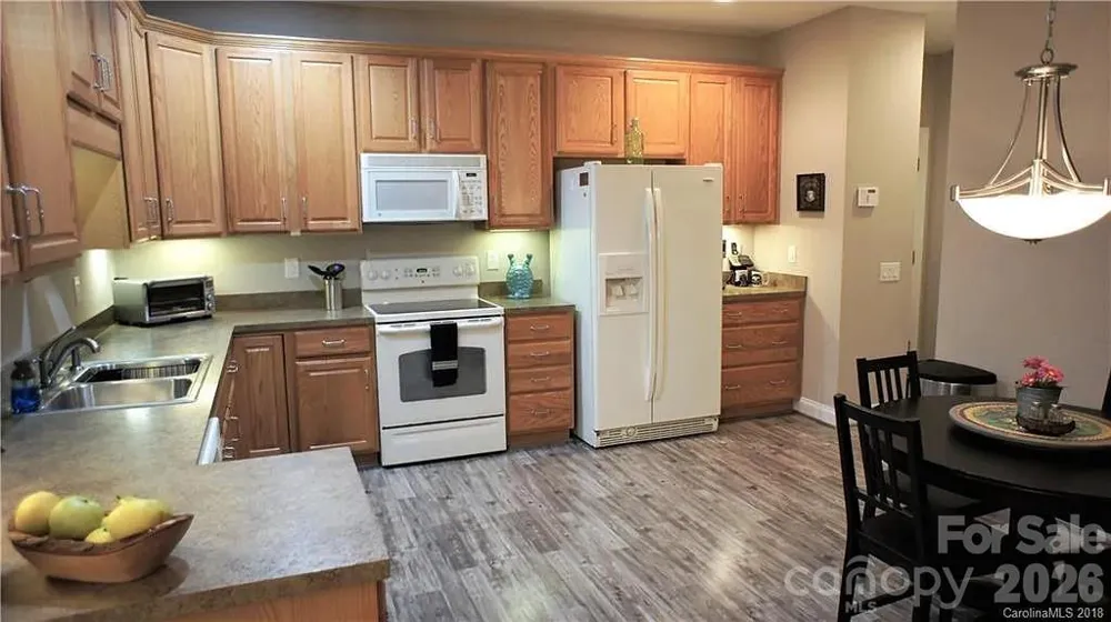 3225 Abbey Walk Lane Matthews, NC 28105
