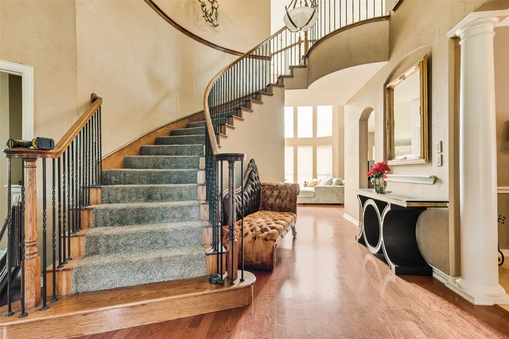 663 Links View Court Grand Prairie, TX 75052
