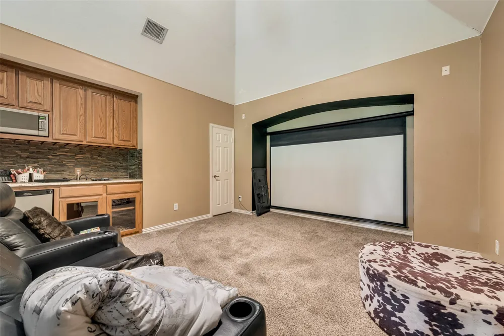663 Links View Court Grand Prairie, TX 75052