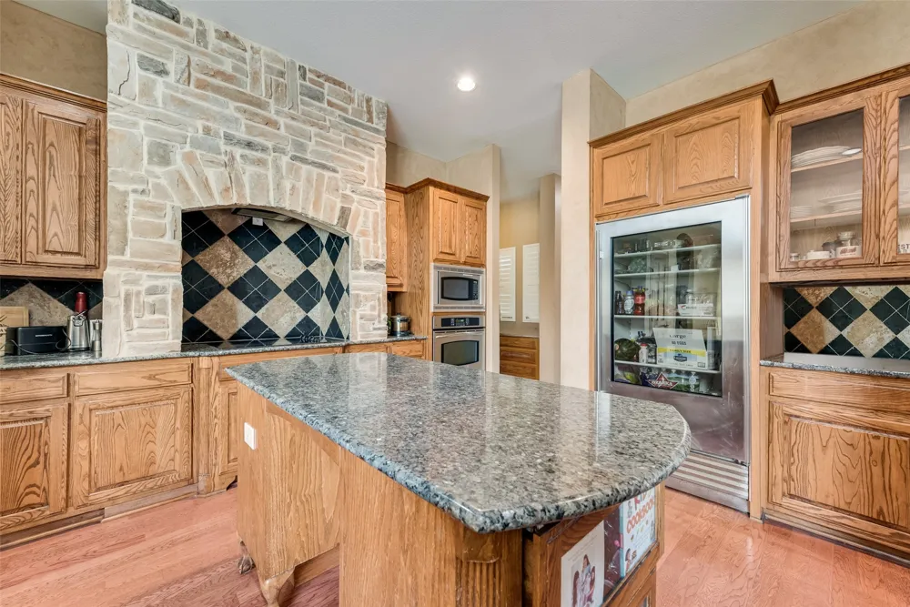 663 Links View Court Grand Prairie, TX 75052