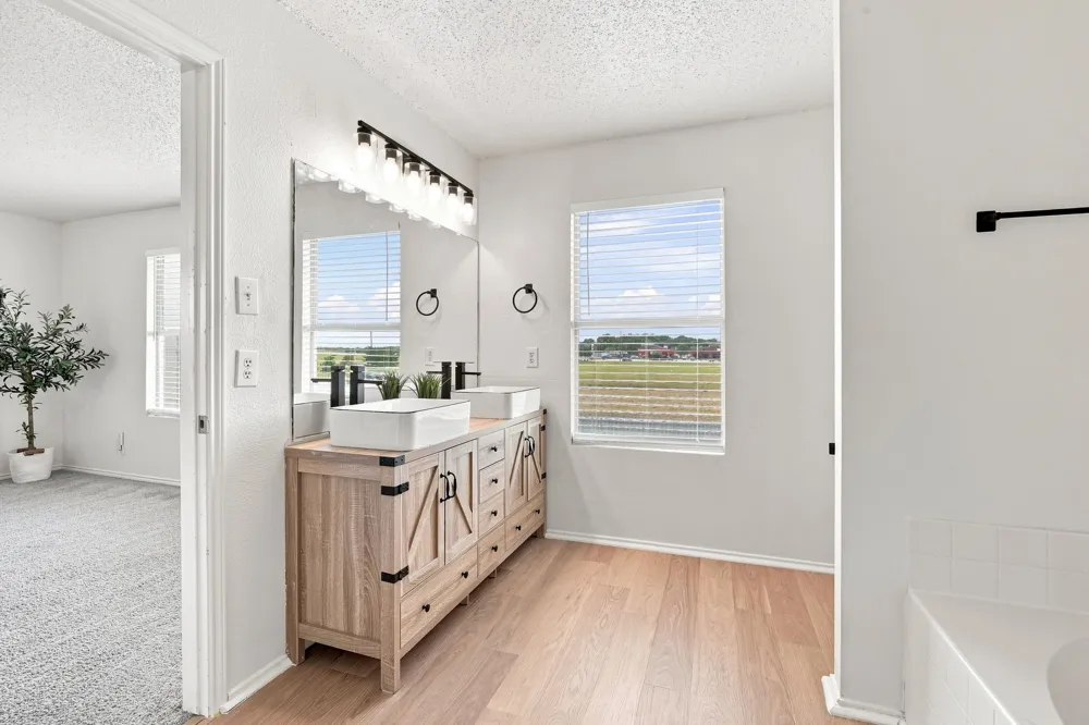 202 Cheyenne Drive Waxahachie, TX 75165