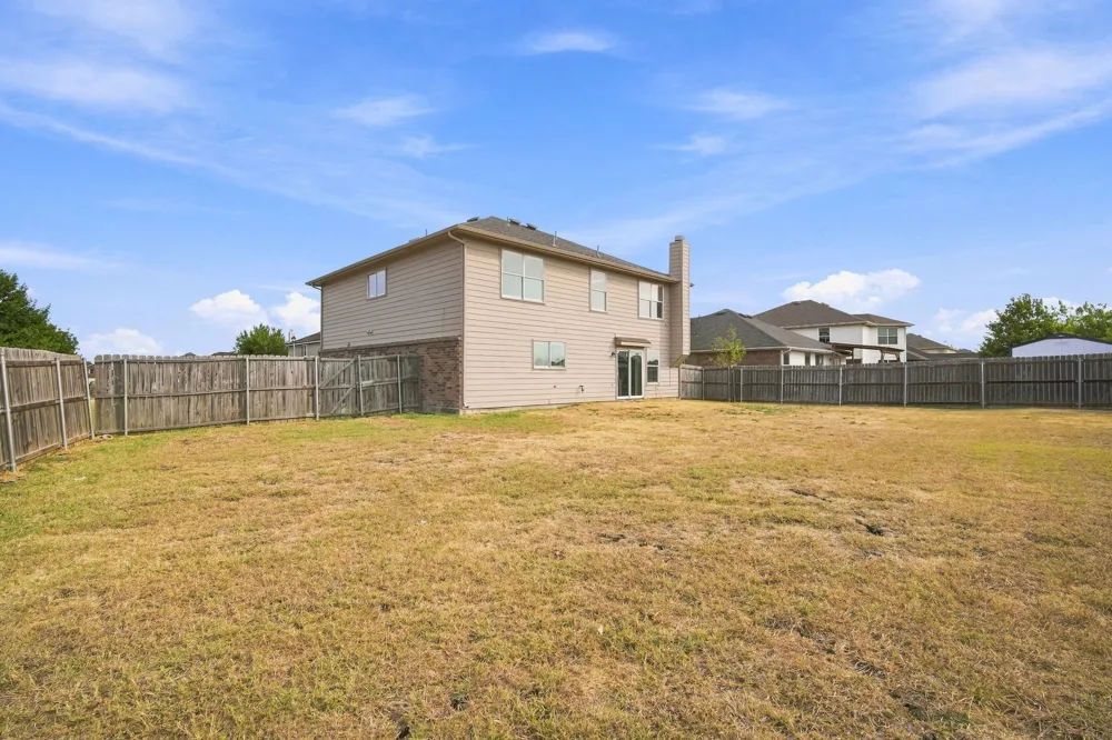 202 Cheyenne Drive Waxahachie, TX 75165
