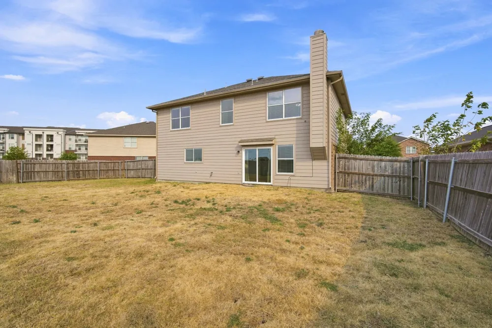 202 Cheyenne Drive Waxahachie, TX 75165