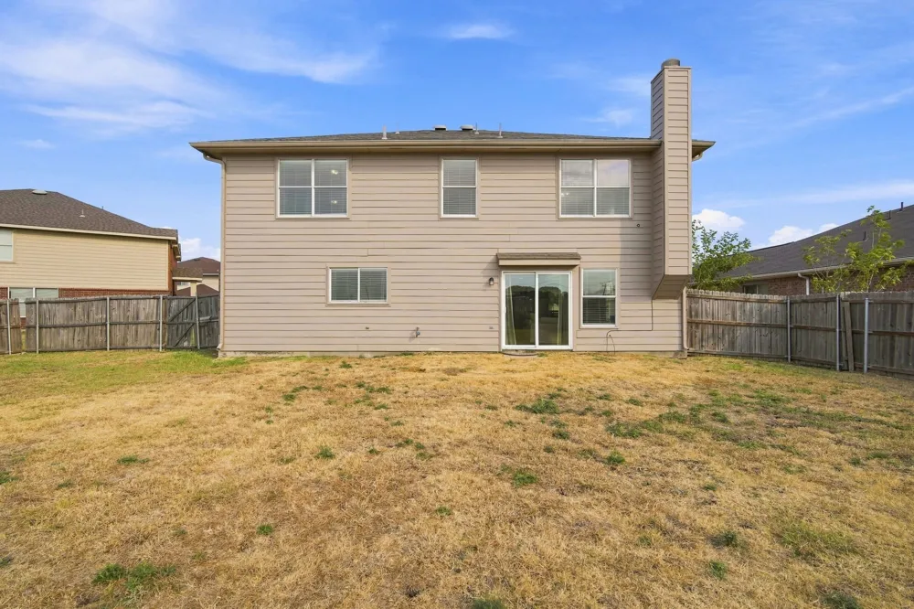 202 Cheyenne Drive Waxahachie, TX 75165