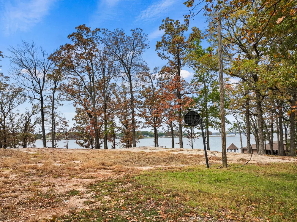 602 County Road 2127 Pittsburg, TX 75686