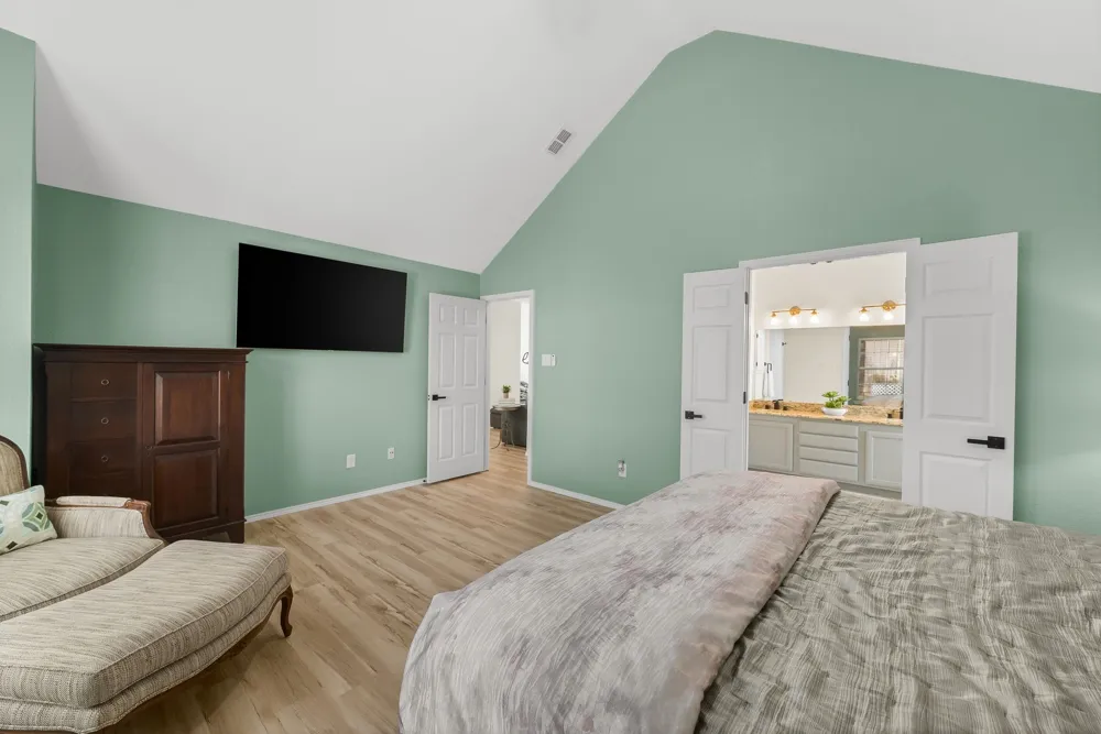 5084 Lakeshore Boulevard The Colony, TX 75056