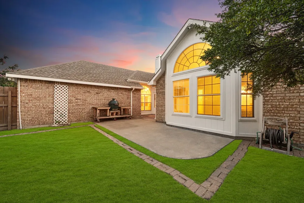 5084 Lakeshore Boulevard The Colony, TX 75056