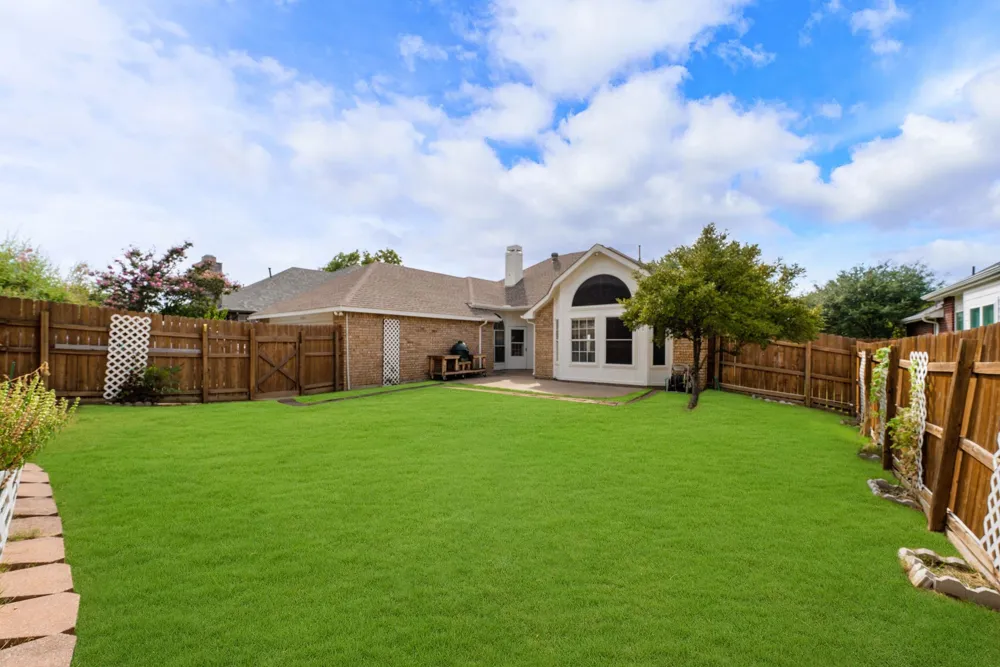 5084 Lakeshore Boulevard The Colony, TX 75056