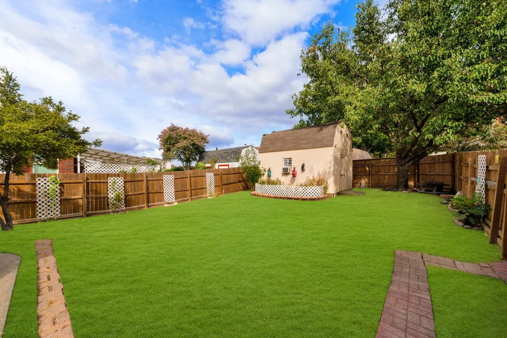 5084 Lakeshore Boulevard The Colony, TX 75056