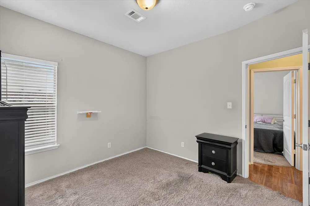 902 Mockingbird Lane Glenn Heights, TX 75154