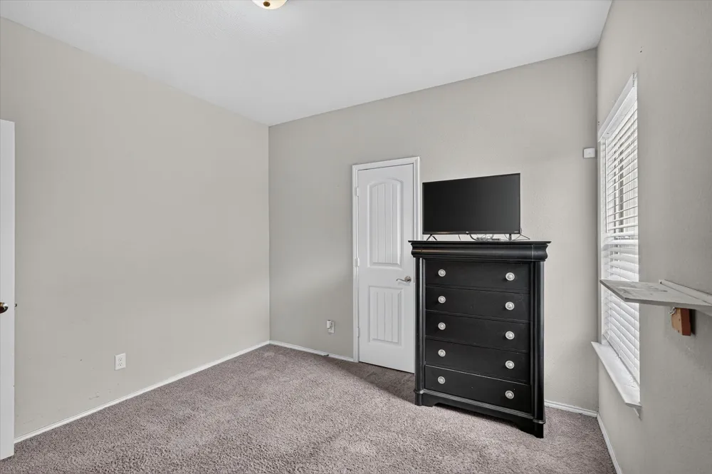 902 Mockingbird Lane Glenn Heights, TX 75154