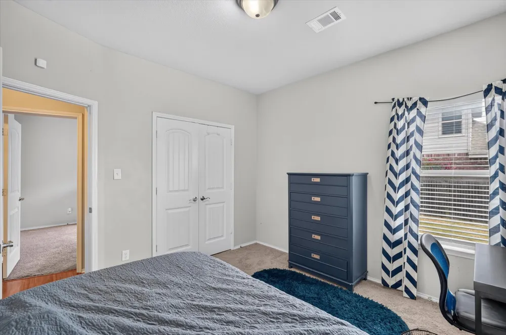 902 Mockingbird Lane Glenn Heights, TX 75154
