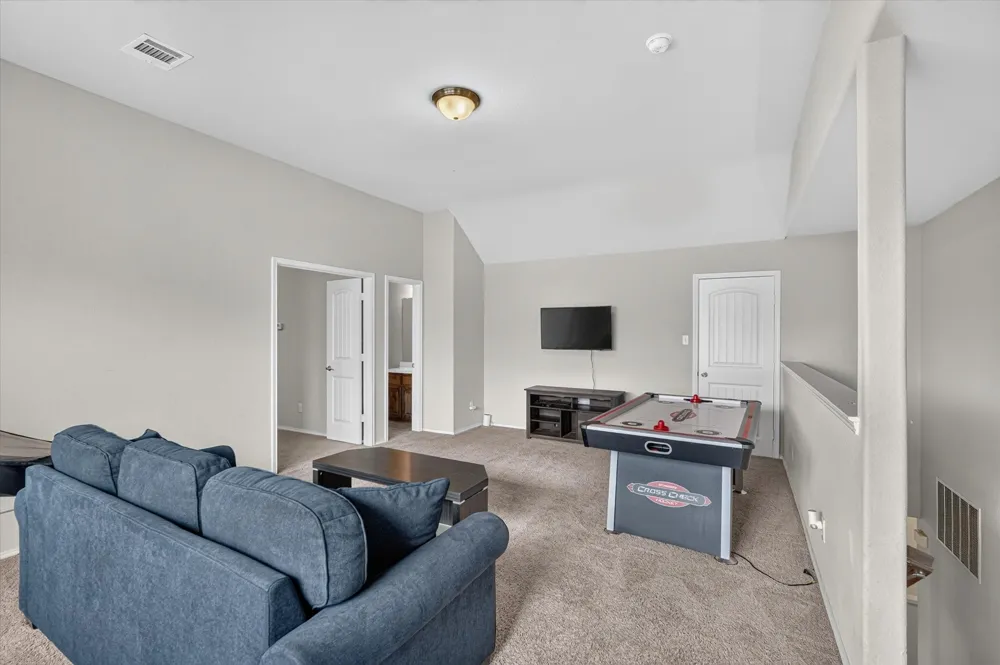 902 Mockingbird Lane Glenn Heights, TX 75154
