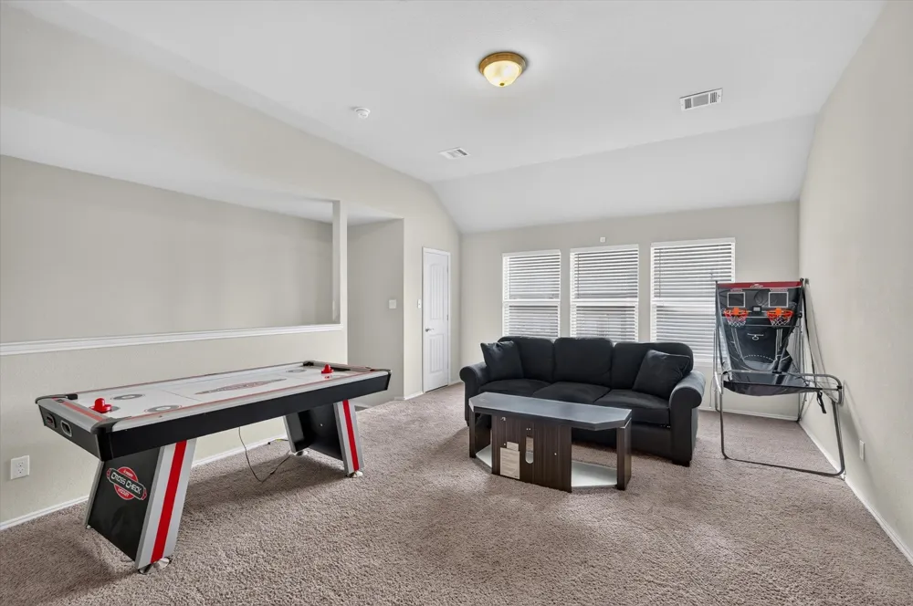 902 Mockingbird Lane Glenn Heights, TX 75154