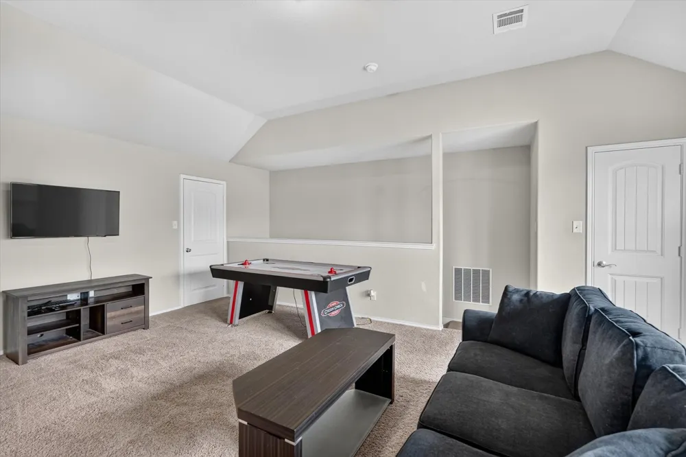 902 Mockingbird Lane Glenn Heights, TX 75154