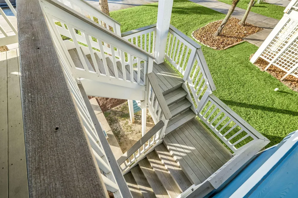 4223 King Rail Circle Galveston, TX 77554