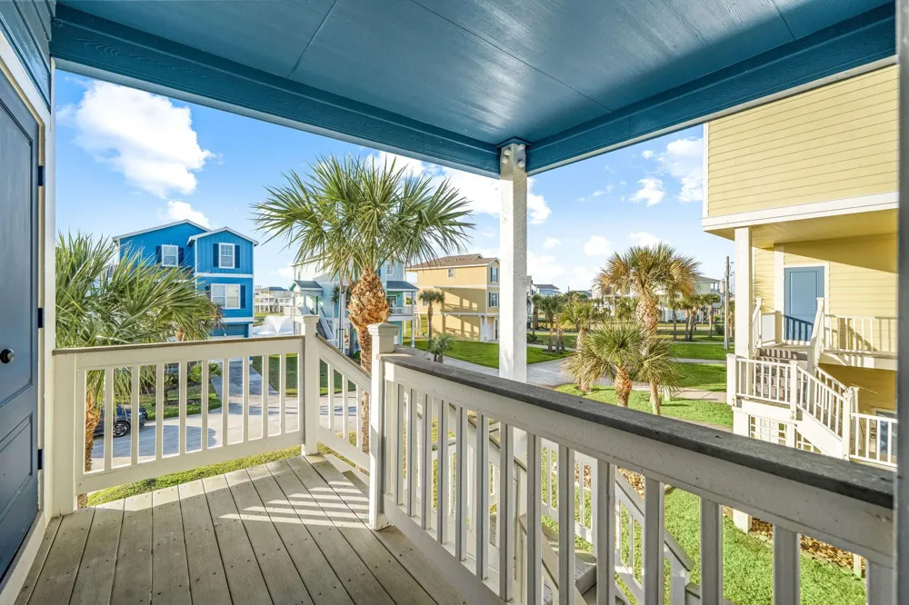 4223 King Rail Circle Galveston, TX 77554