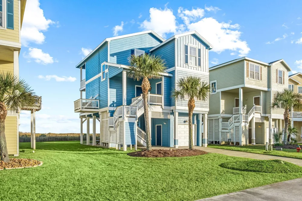 4223 King Rail Circle Galveston, TX 77554