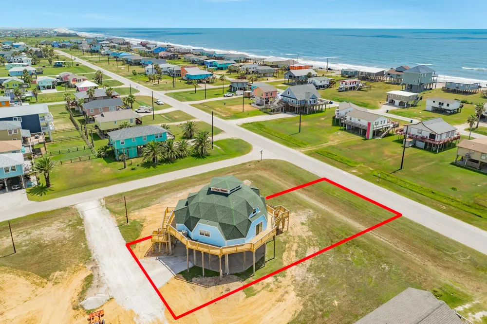 810 Surf Drive Surfside Beach, TX 77541