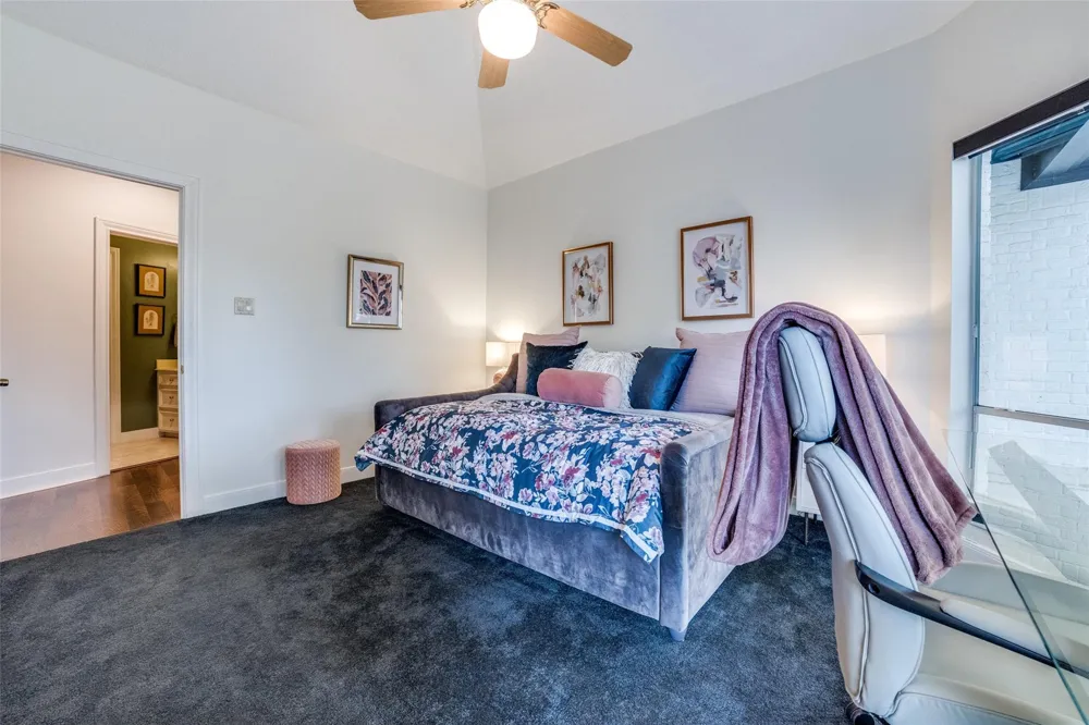 83 Promenade Street Montgomery, TX 77356