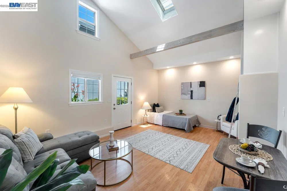 18747 Sandy Road Castro Valley, CA 94546