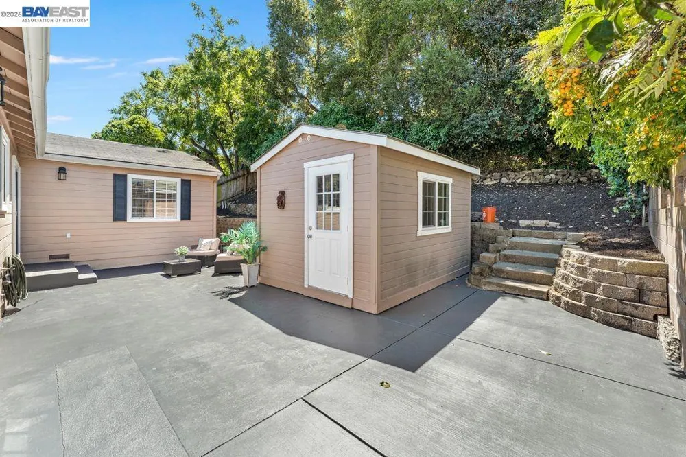 18747 Sandy Road Castro Valley, CA 94546
