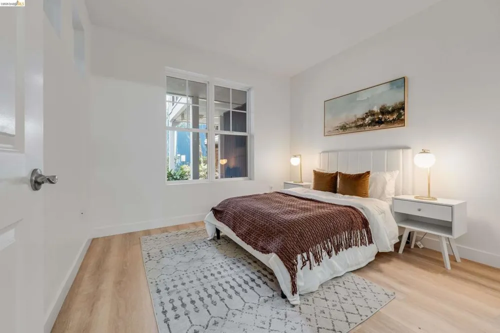 1121 40Th St #4104 Emeryville, CA 94608
