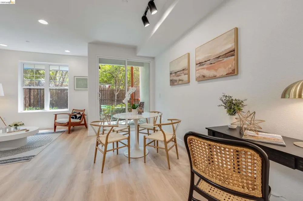 1121 40Th St #4104 Emeryville, CA 94608