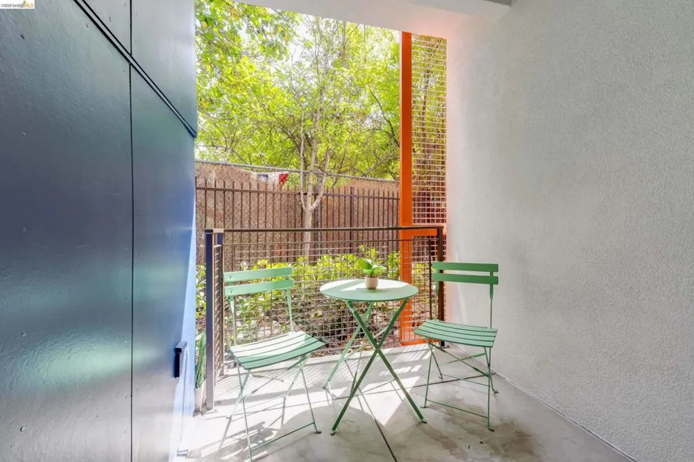 1121 40Th St #4104 Emeryville, CA 94608