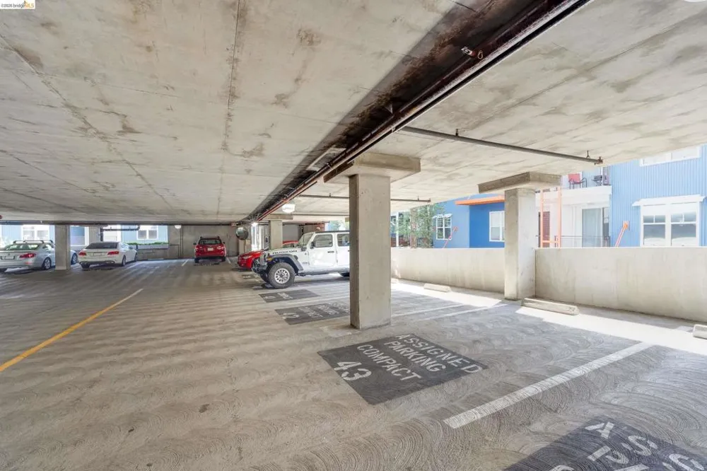 1121 40Th St #4104 Emeryville, CA 94608