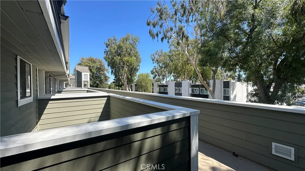 6545 Reseda Boulevard #24 Reseda, CA 91335