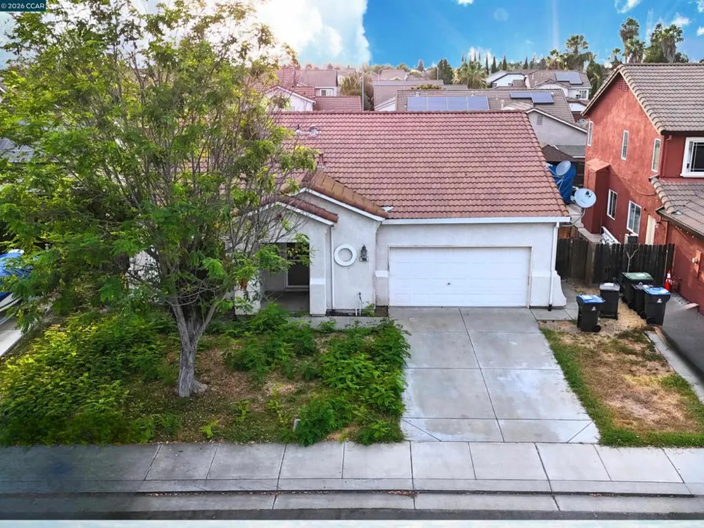 1990 Pisa Cir Stockton, CA 95206