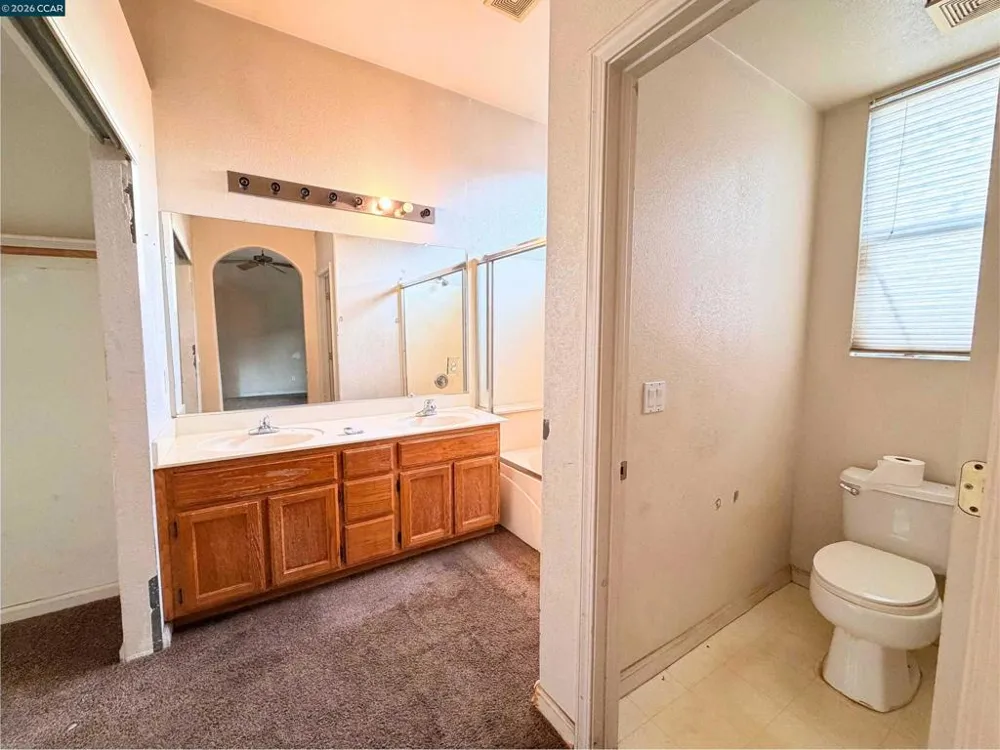 1990 Pisa Cir Stockton, CA 95206