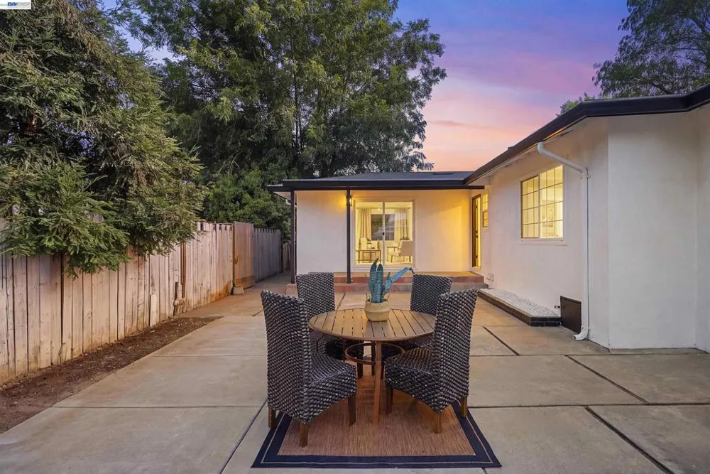 80 Clement Ave Bay Point, CA 94565
