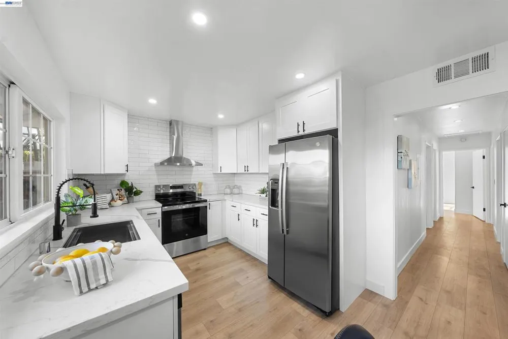 80 Clement Ave Bay Point, CA 94565
