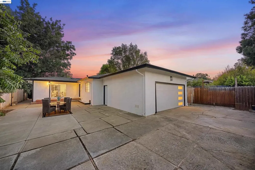 80 Clement Ave Bay Point, CA 94565