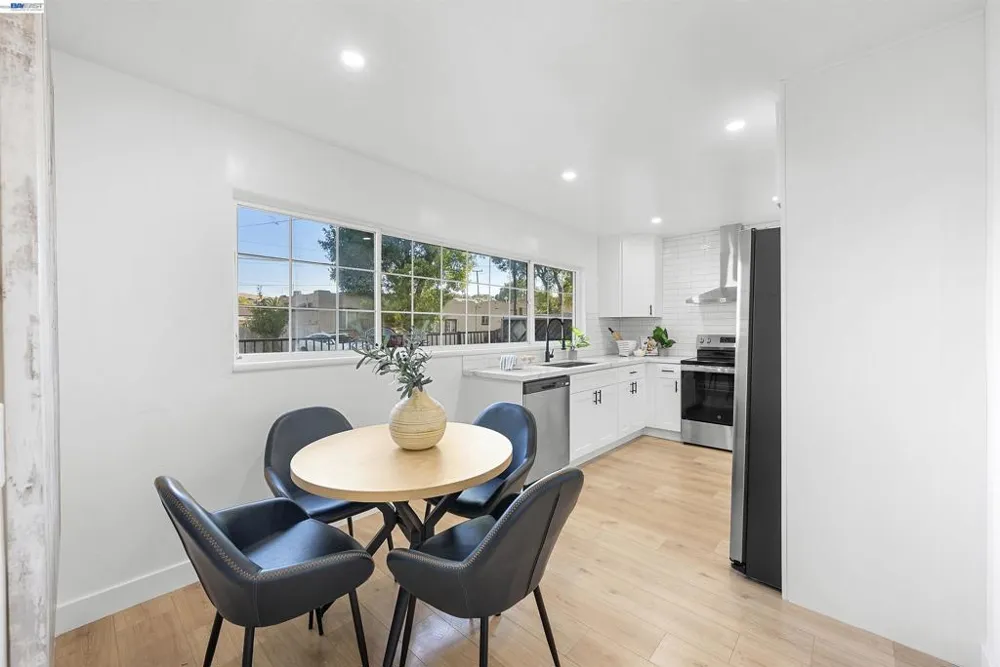 80 Clement Ave Bay Point, CA 94565