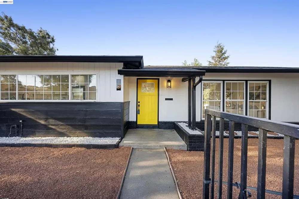 80 Clement Ave Bay Point, CA 94565