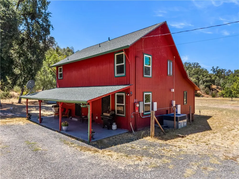 2225 Ladder Ridge Upper Lake, CA 95485
