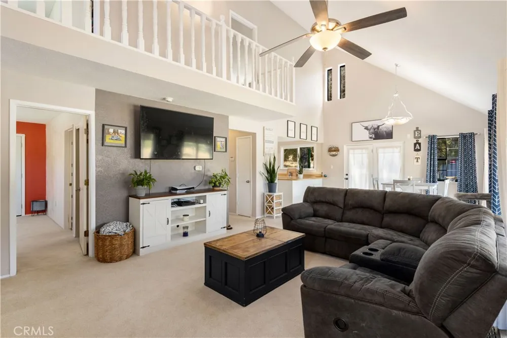 2225 Ladder Ridge Upper Lake, CA 95485