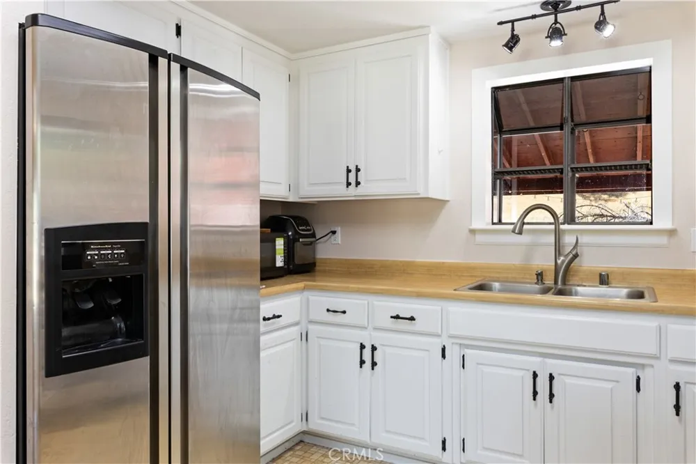 2225 Ladder Ridge Upper Lake, CA 95485