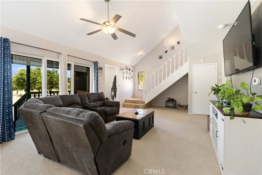 2225 Ladder Ridge Upper Lake, CA 95485