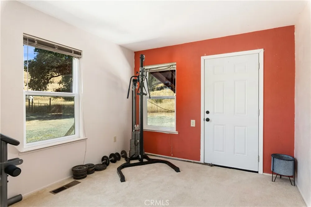 2225 Ladder Ridge Upper Lake, CA 95485
