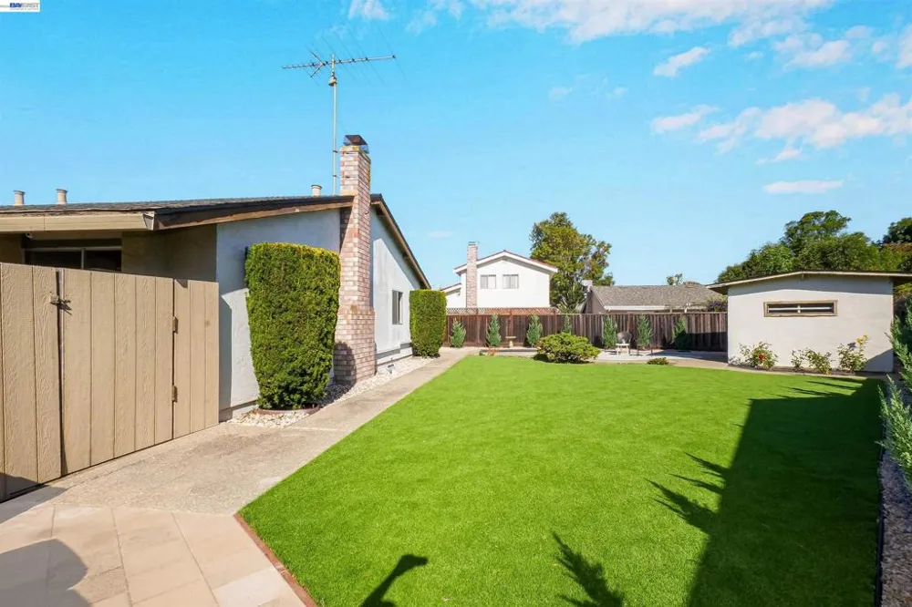 32321 Pollux Ct Union City, CA 94587
