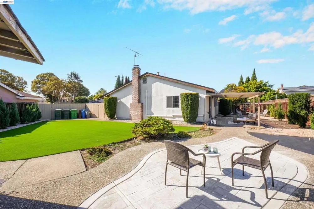 32321 Pollux Ct Union City, CA 94587